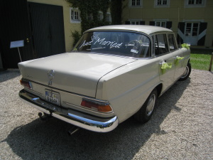 Mercedes Benz Oldtimer Hochzeitsauto