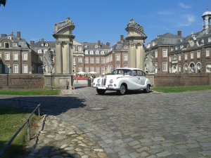 BMW 501 Barockengel Oldtimer Hochzeitsauto