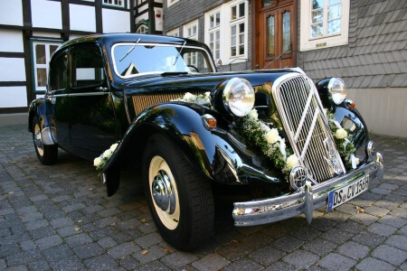 Citroen 15CV Oldtimer Hochzeitsauto