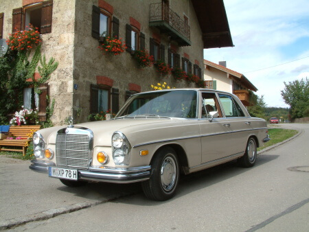 Mercedes Oldtimer Hochzeitsauto