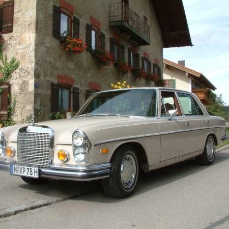 Mercedes Oldtimer Hochzeitsauto