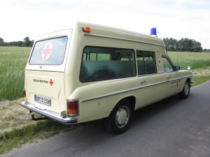 Oldtimer Hochzeitsauto Krankenwagen Mercedes