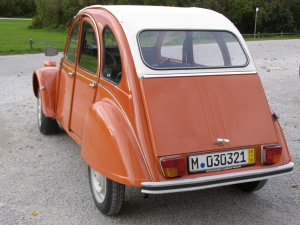 2 cv Ente Oldtimer Hochzeitsauto