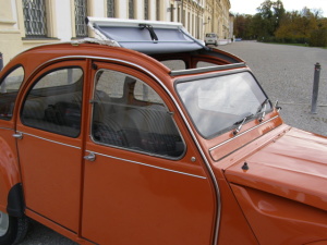 2 cv Ente Oldtimer Hochzeitsauto