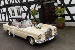 Mercedes Cabrio Oldtimer Hochzeitsauto