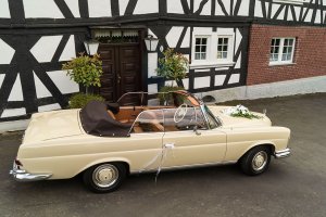Mercedes Cabrio Oldtimer Hochzeitsauto