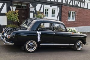 Mercedes Ponton Oldtimer Hochzeitsauto