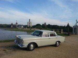 Mercedes Heckflosse Oldtimer Hochzeitsauto