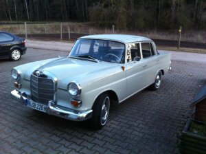 Mercedes Benz Oldtimer Hochzeitsauto