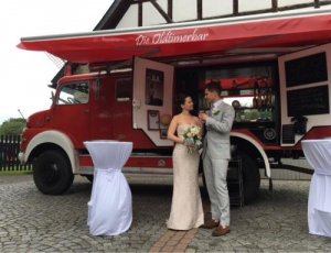 Mercedes Benz Feuerwehrauto Oldtimer Hochzeitsauto
