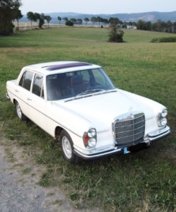 Mercedes Benz Oldtimer Hochzeitsauto