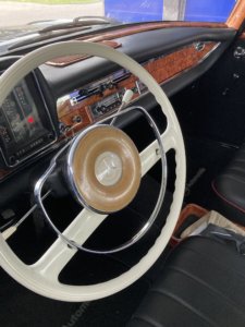 Mercedes Benz Oldtimer Hochzeitsauto