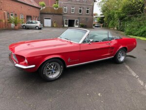 Ford Mustang Cabrio Oldtimer Hochzeitsauto