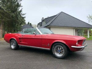 Ford Mustang Cabrio Oldtimer Hochzeitsauto