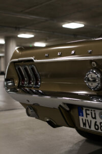 Ford Mustang Coupe Oldtimer Hochzeitsauto Oldtimerzentrale