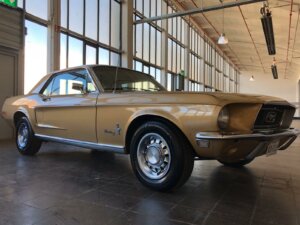 Ford Mustang Coupe Oldtimer Hochzeitsauto Oldtimerzentrale