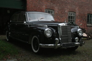 Mercedes 300 Oldtimer Hochzeitsauto